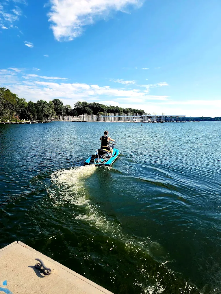Jet ski rental on Old Hickory Lake