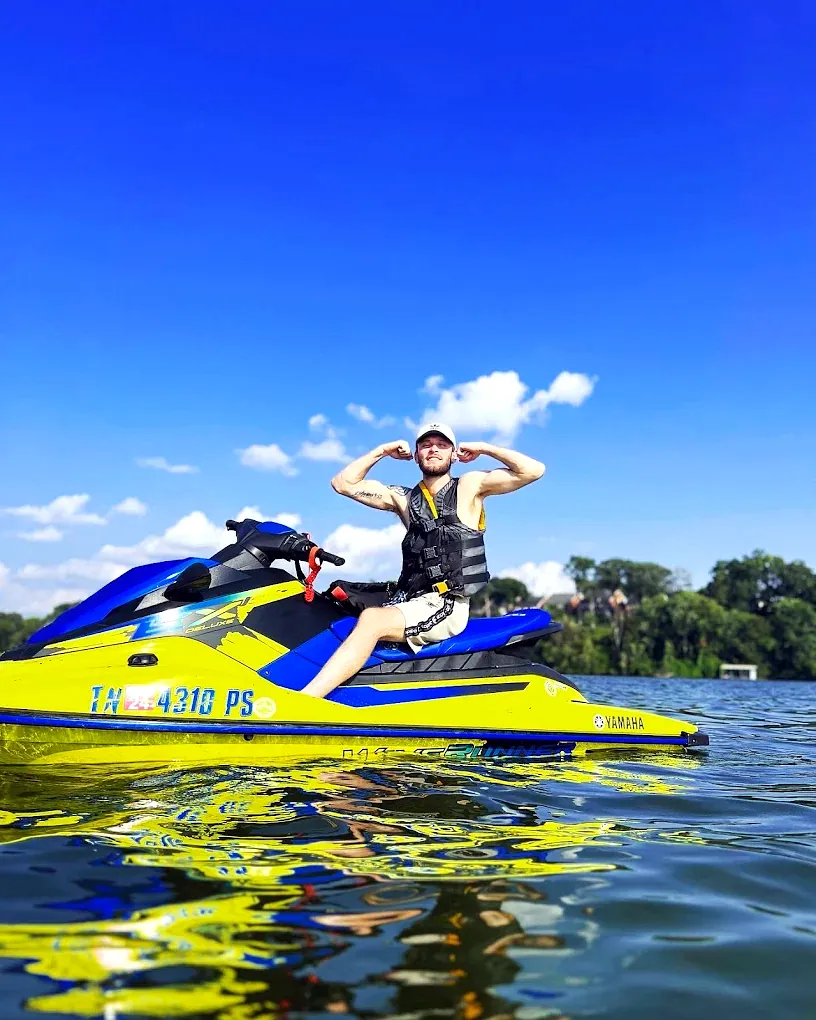 Jet ski rental on Old Hickory Lake